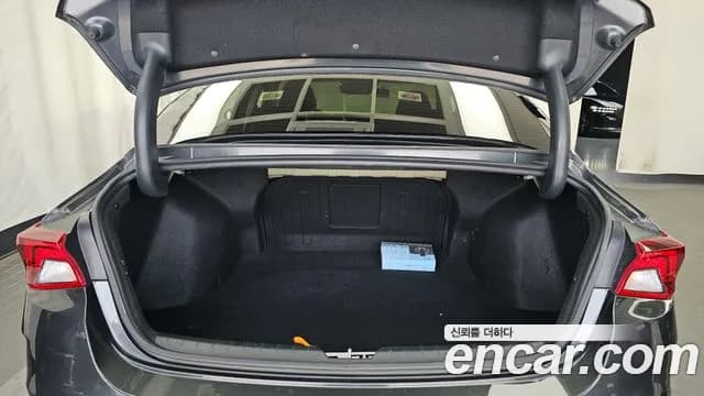 2021 Kia K5 3rd Gen 2.0 Sold VIN KNAG241ABMA149617 – exterior detail 2021 Kia K5 3rd Gen 2.0 Sold VIN KNAG241ABMA149617 – exterior detail