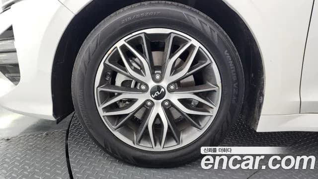 2022 Kia K5 3rd Gen 2.0 Sold VIN KNAG241ABNA176580 – undercarriage 2022 Kia K5 3rd Gen 2.0 Sold VIN KNAG241ABNA176580 – undercarriage