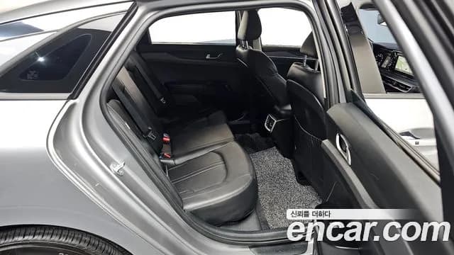2023 Kia K5 3rd Gen 2.0 Sold VIN KNAG241ABPA243969 – interior seats 2023 Kia K5 3rd Gen 2.0 Sold VIN KNAG241ABPA243969 – interior seats