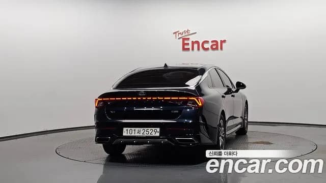 2020 Kia K5 Hybrid 3rd Gen Prestige Sold VIN KNAG241JBLA000381 – front exterior 2020 Kia K5 Hybrid 3rd Gen Prestige Sold VIN KNAG241JBLA000381 – front exterior