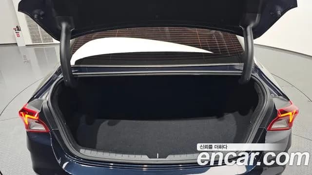 2020 Kia K5 Hybrid 3rd Gen Prestige Sold VIN KNAG241JBLA000381 – photo 14 2020 Kia K5 Hybrid 3rd Gen Prestige Sold VIN KNAG241JBLA000381 – photo 14