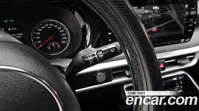 2020 Kia K5 Hybrid 3rd Gen Prestige Sold VIN KNAG241JBLA009142 – side profile 2020 Kia K5 Hybrid 3rd Gen Prestige Sold VIN KNAG241JBLA009142 – side profile