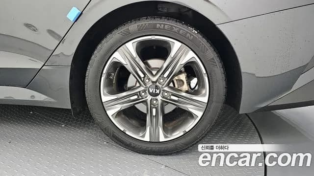 2020 Kia K5 Hybrid 3rd Gen Prestige Sold VIN KNAG241JBLA009142 – photo 20 2020 Kia K5 Hybrid 3rd Gen Prestige Sold VIN KNAG241JBLA009142 – photo 20
