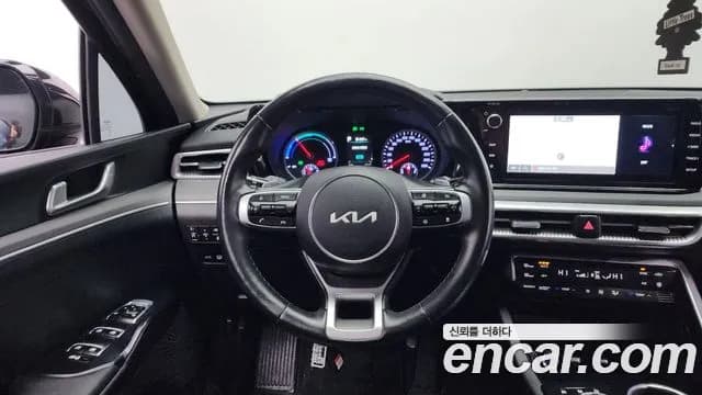 2022 Kia K5 Hybrid 3rd Gen Prestige Sold VIN KNAG241JBNA023115 – interior seats 2022 Kia K5 Hybrid 3rd Gen Prestige Sold VIN KNAG241JBNA023115 – interior seats