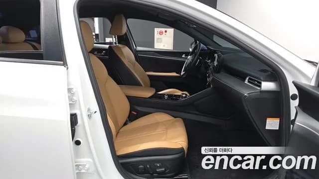 2022 Kia K5 Hybrid 3rd Gen Prestige Sold VIN KNAG241JBNA023210 – side profile 2022 Kia K5 Hybrid 3rd Gen Prestige Sold VIN KNAG241JBNA023210 – side profile