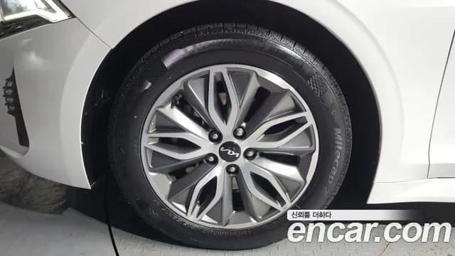 2023 Kia K5 Hybrid 3rd Gen Prestige Sold VIN KNAG241JBPA027363 – photo 18 2023 Kia K5 Hybrid 3rd Gen Prestige Sold VIN KNAG241JBPA027363 – photo 18