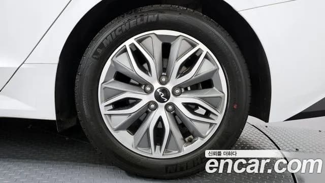 2023 Kia K5 Hybrid 3rd Gen Prestige Sold VIN KNAG241JBPA032340 – photo 16 2023 Kia K5 Hybrid 3rd Gen Prestige Sold VIN KNAG241JBPA032340 – photo 16