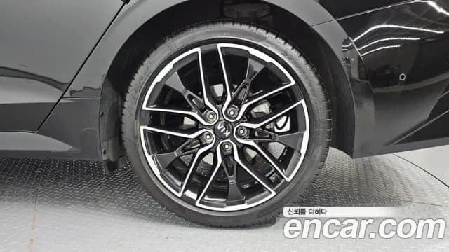 2020 Kia K5 3rd Gen 1.6 Turbo Sold VIN KNAG3412BLA063201 – undercarriage 2020 Kia K5 3rd Gen 1.6 Turbo Sold VIN KNAG3412BLA063201 – undercarriage