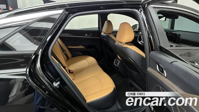 2021 Kia K5 3rd Gen 1.6 Turbo Sold VIN KNAG3412BMA087990 – interior seats 2021 Kia K5 3rd Gen 1.6 Turbo Sold VIN KNAG3412BMA087990 – interior seats