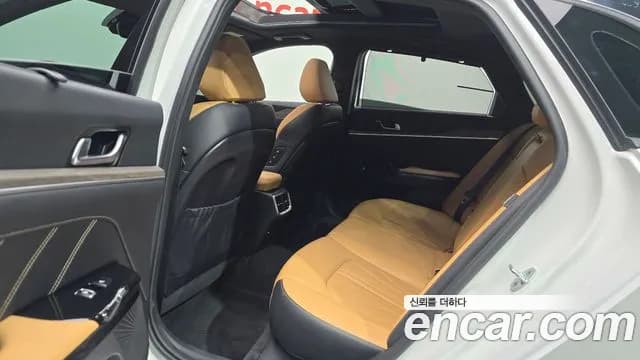 2021 Kia K5 3rd Gen 1.6 Turbo Sold VIN KNAG3412BMA128275 – exterior detail 2021 Kia K5 3rd Gen 1.6 Turbo Sold VIN KNAG3412BMA128275 – exterior detail