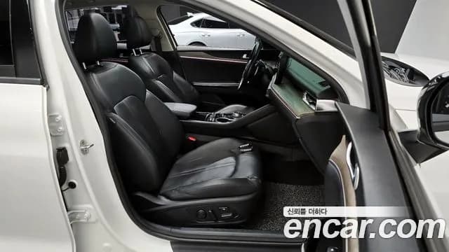 2020 Kia K5 3rd Gen 2.0 Sold VIN KNAG341ABLA000828 – interior seats 2020 Kia K5 3rd Gen 2.0 Sold VIN KNAG341ABLA000828 – interior seats
