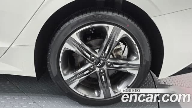 2021 Kia K5 3rd Gen 2.0 Sold VIN KNAG341ABMA125538 – exterior detail 2021 Kia K5 3rd Gen 2.0 Sold VIN KNAG341ABMA125538 – exterior detail