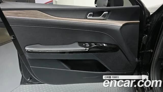 2023 Kia K5 3rd Gen 2.0 Sold VIN KNAG341ABPA231057 – interior seats 2023 Kia K5 3rd Gen 2.0 Sold VIN KNAG341ABPA231057 – interior seats