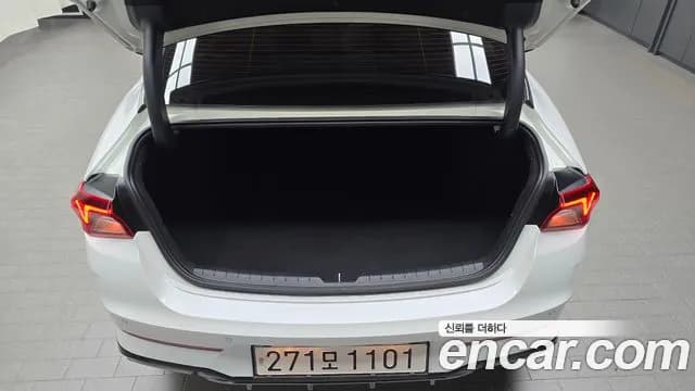 2022 Kia K5 Hybrid 3rd Gen Noblesse Sold VIN KNAG341JBNA018299 – undercarriage 2022 Kia K5 Hybrid 3rd Gen Noblesse Sold VIN KNAG341JBNA018299 – undercarriage