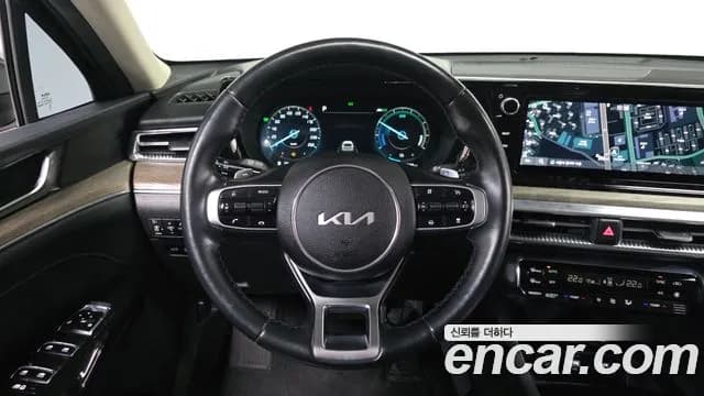 2022 Kia K5 Hybrid 3rd Gen Noblesse Sold VIN KNAG341JBNA018363 – photo 17 2022 Kia K5 Hybrid 3rd Gen Noblesse Sold VIN KNAG341JBNA018363 – photo 17