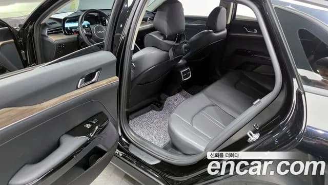 2022 Kia K5 Hybrid 3rd Gen Noblesse Sold VIN KNAG341JBNA020877 – exterior detail 2022 Kia K5 Hybrid 3rd Gen Noblesse Sold VIN KNAG341JBNA020877 – exterior detail