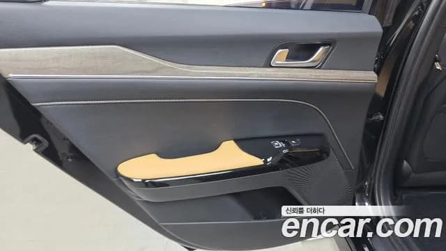 2022 Kia K5 Hybrid 3rd Gen Noblesse Sold VIN KNAG341JBNA025568 – interior seats 2022 Kia K5 Hybrid 3rd Gen Noblesse Sold VIN KNAG341JBNA025568 – interior seats