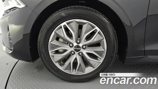 2023 Kia K5 Hybrid 3rd Gen Noblesse Sold VIN KNAG341JBPA028053 – undercarriage 2023 Kia K5 Hybrid 3rd Gen Noblesse Sold VIN KNAG341JBPA028053 – undercarriage