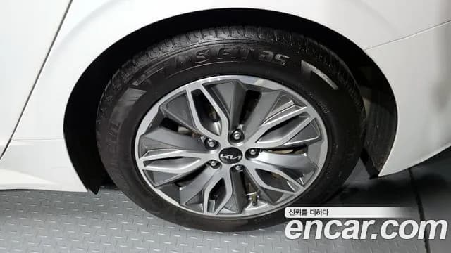 2023 Kia K5 Hybrid 3rd Gen Noblesse Sold VIN KNAG341JBPA030855 – photo 30 2023 Kia K5 Hybrid 3rd Gen Noblesse Sold VIN KNAG341JBPA030855 – photo 30
