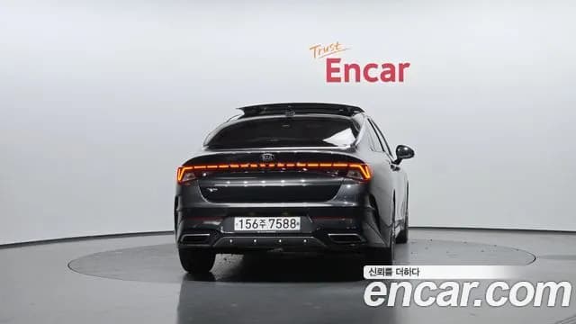 2020 Kia K5 3rd Gen 2.0 Sold VIN KNAG541ABLA024004 – interior seats 2020 Kia K5 3rd Gen 2.0 Sold VIN KNAG541ABLA024004 – interior seats