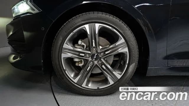 2021 Kia K5 3rd Gen 2.0 Sold VIN KNAG541ABMA090857 – exterior detail 2021 Kia K5 3rd Gen 2.0 Sold VIN KNAG541ABMA090857 – exterior detail