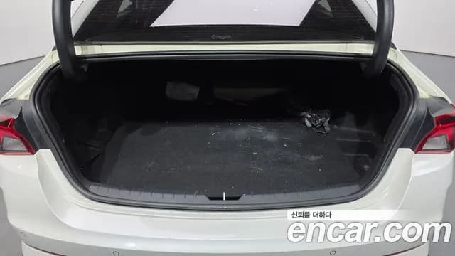 2020 Kia K5 3rd Gen 2.0 LPI(Renter car) Sold VIN KNAG541BBLA039026 – photo 17 2020 Kia K5 3rd Gen 2.0 LPI(Renter car) Sold VIN KNAG541BBLA039026 – photo 17