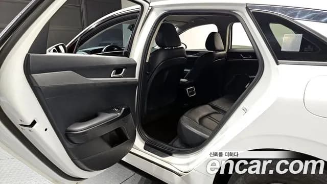 2020 Kia K5 3rd Gen 2.0 LPI(Renter car) Sold VIN KNAG541BBLA062927 – rear exterior 2020 Kia K5 3rd Gen 2.0 LPI(Renter car) Sold VIN KNAG541BBLA062927 – rear exterior