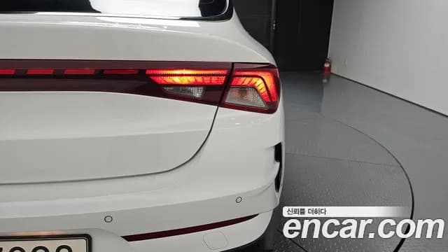 2020 Kia K5 3rd Gen 2.0 LPI(Renter car) Sold VIN KNAG541BBLA062927 – trunk area 2020 Kia K5 3rd Gen 2.0 LPI(Renter car) Sold VIN KNAG541BBLA062927 – trunk area