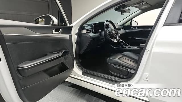 2020 Kia K5 3rd Gen 2.0 LPI(Renter car) Sold VIN KNAG541BBLA062927 – photo 15 2020 Kia K5 3rd Gen 2.0 LPI(Renter car) Sold VIN KNAG541BBLA062927 – photo 15