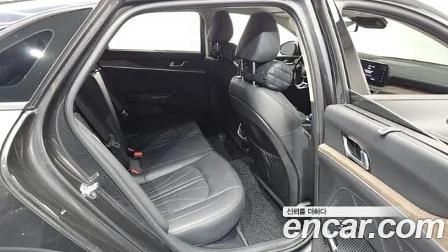 2021 Kia K5 Hybrid 3rd Gen Signature Sold VIN KNAG541JBMA017526 – photo 13 2021 Kia K5 Hybrid 3rd Gen Signature Sold VIN KNAG541JBMA017526 – photo 13