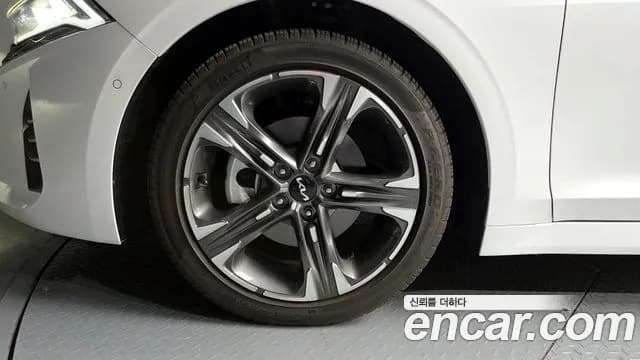 2022 Kia K5 Hybrid 3rd Gen Signature Sold VIN KNAG541JBNA025981 – photo 14 2022 Kia K5 Hybrid 3rd Gen Signature Sold VIN KNAG541JBNA025981 – photo 14