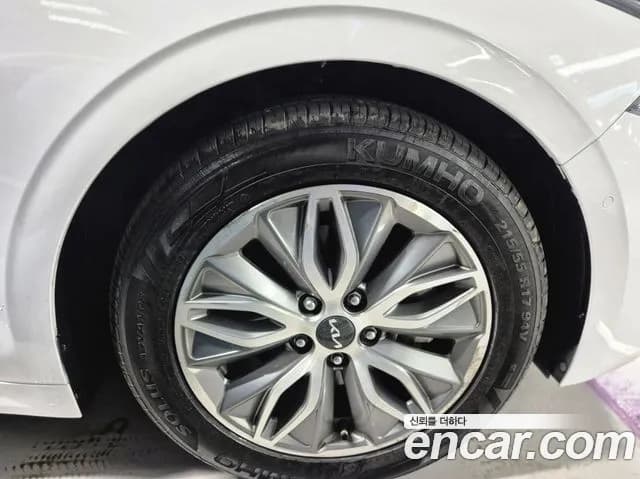 2023 Kia K5 Hybrid 3rd Gen Signature Sold VIN KNAG541JBPA033079 – photo 17 2023 Kia K5 Hybrid 3rd Gen Signature Sold VIN KNAG541JBPA033079 – photo 17