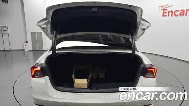 2020 Kia K5 3rd Gen 1.6 Turbo Sold VIN KNAG6412BLA006135 – trunk area 2020 Kia K5 3rd Gen 1.6 Turbo Sold VIN KNAG6412BLA006135 – trunk area