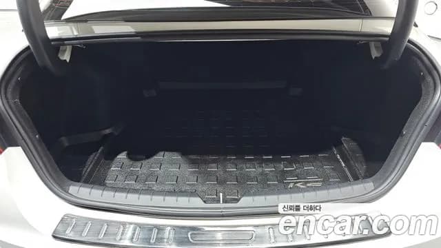2020 Kia K5 3rd Gen 1.6 Turbo Sold VIN KNAG6412BLA034589 – trunk area 2020 Kia K5 3rd Gen 1.6 Turbo Sold VIN KNAG6412BLA034589 – trunk area