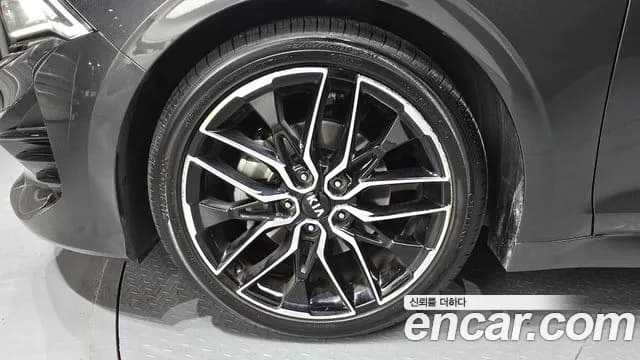 2021 Kia K5 3rd Gen 1.6 Turbo Sold VIN KNAG6412BMA108138 – photo 19 2021 Kia K5 3rd Gen 1.6 Turbo Sold VIN KNAG6412BMA108138 – photo 19