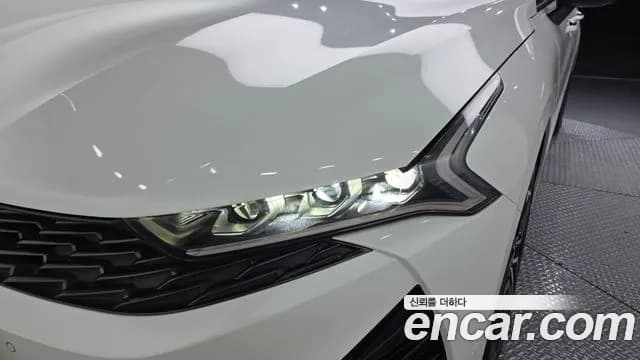 2021 Kia K5 3rd Gen 1.6 Turbo Sold VIN KNAG6412BMA111819 – front exterior 2021 Kia K5 3rd Gen 1.6 Turbo Sold VIN KNAG6412BMA111819 – front exterior
