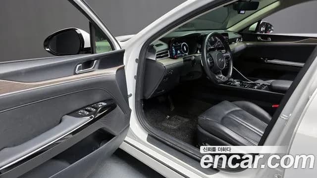 2021 Kia K5 3rd Gen 1.6 Turbo Sold VIN KNAG6412BMA117519 – exterior detail 2021 Kia K5 3rd Gen 1.6 Turbo Sold VIN KNAG6412BMA117519 – exterior detail