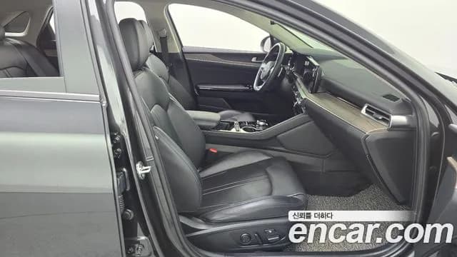 2021 Kia K5 3rd Gen 1.6 Turbo Sold VIN KNAG6412BMA133878 – interior seats 2021 Kia K5 3rd Gen 1.6 Turbo Sold VIN KNAG6412BMA133878 – interior seats