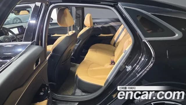 2021 Kia K5 3rd Gen 1.6 Turbo Sold VIN KNAG6412BMA142007 – interior seats 2021 Kia K5 3rd Gen 1.6 Turbo Sold VIN KNAG6412BMA142007 – interior seats