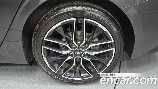 2022 Kia K5 3rd Gen 1.6 Turbo Sold VIN KNAG6412BNA169028 – photo 14 2022 Kia K5 3rd Gen 1.6 Turbo Sold VIN KNAG6412BNA169028 – photo 14