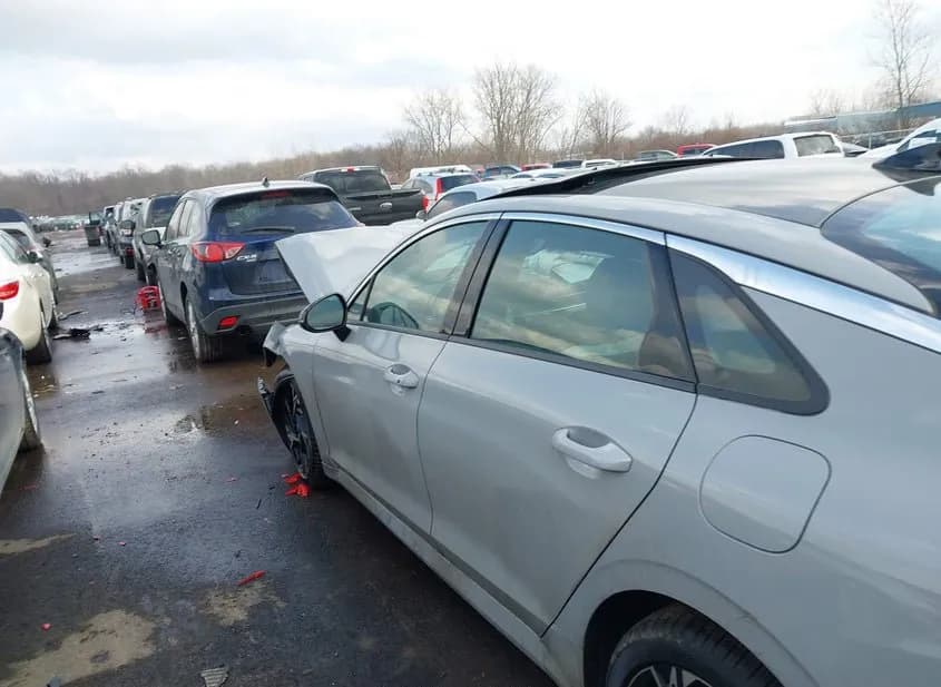 2025 KIA K5 Used VIN KNAG64J79S5330531 – dashboard 2025 KIA K5 Used VIN KNAG64J79S5330531 – dashboard