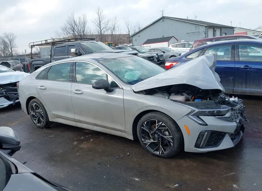 2025 KIA K5 Used VIN KNAG64J79S5330531 – interior seats 2025 KIA K5 Used VIN KNAG64J79S5330531 – interior seats