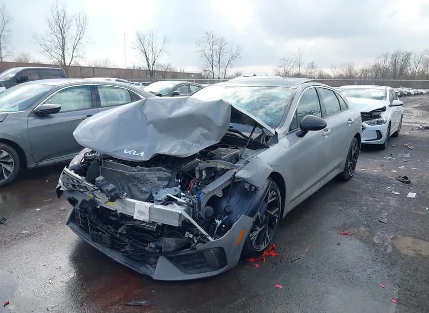 2025 KIA K5 Used VIN KNAG64J79S5330531 – photo 14 2025 KIA K5 Used VIN KNAG64J79S5330531 – photo 14