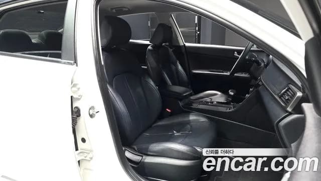 2018 Kia K5 2nd Gen 2.0 MX Sold VIN KNAGS411BJA233863 – rear exterior 2018 Kia K5 2nd Gen 2.0 MX Sold VIN KNAGS411BJA233863 – rear exterior