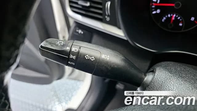 2019 Kia The New K5 2nd Gen 2.0 LPI Rental Car Sold VIN KNAGS416BKA257747 – interior seats 2019 Kia The New K5 2nd Gen 2.0 LPI Rental Car Sold VIN KNAGS416BKA257747 – interior seats