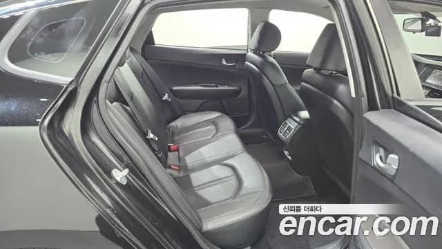 2019 Kia The New K5 2nd Gen 2.0 LPI Rental Car Sold VIN KNAGS416BKA268225 – interior seats 2019 Kia The New K5 2nd Gen 2.0 LPI Rental Car Sold VIN KNAGS416BKA268225 – interior seats