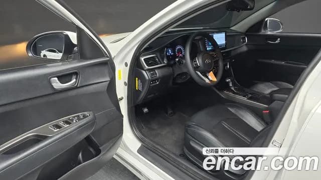 2019 Kia The New K5 2nd Gen 2.0 LPI Rental Car Sold VIN KNAGS416BKA288677 – trunk area 2019 Kia The New K5 2nd Gen 2.0 LPI Rental Car Sold VIN KNAGS416BKA288677 – trunk area