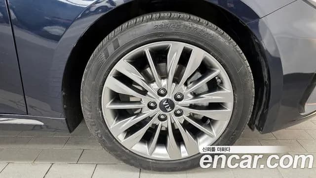 2019 Kia The New K5 2nd Gen 1.7 Diesel Sold VIN KNAGT415GKA248404 – photo 22 2019 Kia The New K5 2nd Gen 1.7 Diesel Sold VIN KNAGT415GKA248404 – photo 22