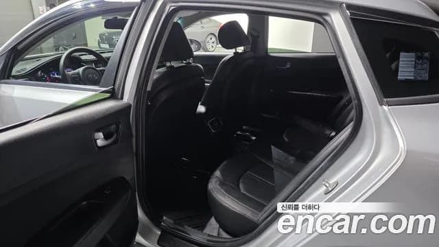 2018 Kia K5 2nd Gen LPI Taxi Sold VIN KNAGU416BJA220363 – photo 19 2018 Kia K5 2nd Gen LPI Taxi Sold VIN KNAGU416BJA220363 – photo 19