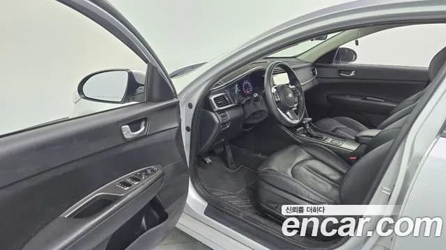 2019 Kia The New K5 2nd Gen 2.0 LPI Taxi Sold VIN KNAGU416BKA342634 – interior seats 2019 Kia The New K5 2nd Gen 2.0 LPI Taxi Sold VIN KNAGU416BKA342634 – interior seats